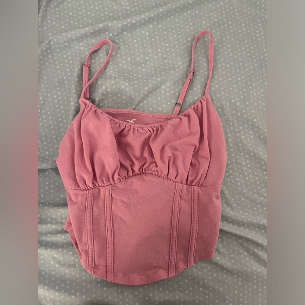 pink crop top